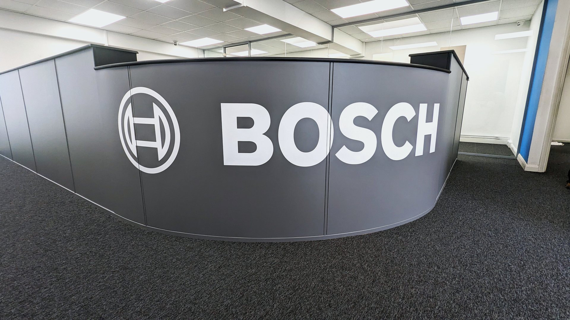Bosch service centre Hitchin - reception desk wrap